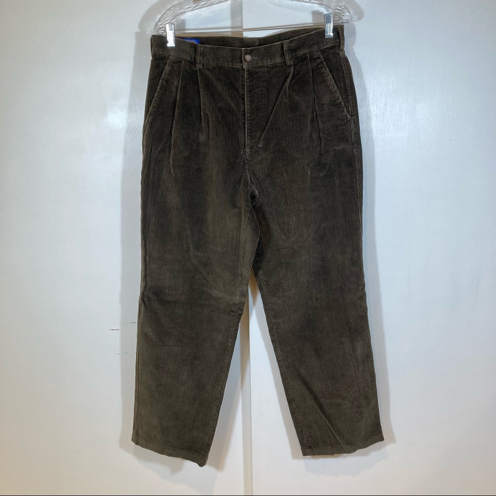 Pendleton Men's Pleated Corduroy Pants